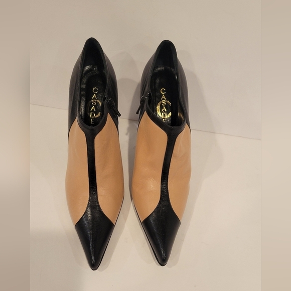 Casadei Heeled Booties, Black and Beige, size 7B Made in Italy. - Picture 2 of 9